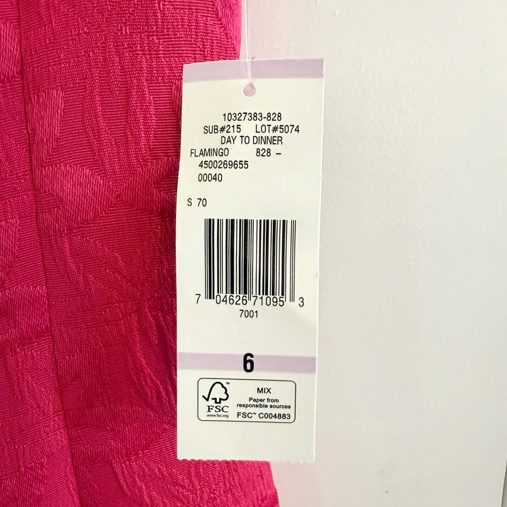Fuchsia Textured Floral Fit and Flare Dress Size 6 NWT - Picture 10 of 10